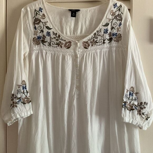 Summer WHITE EMBROIDERED WOMAN TUNIC/BEACH COVER UP SIZE M - Picture 2 of 11